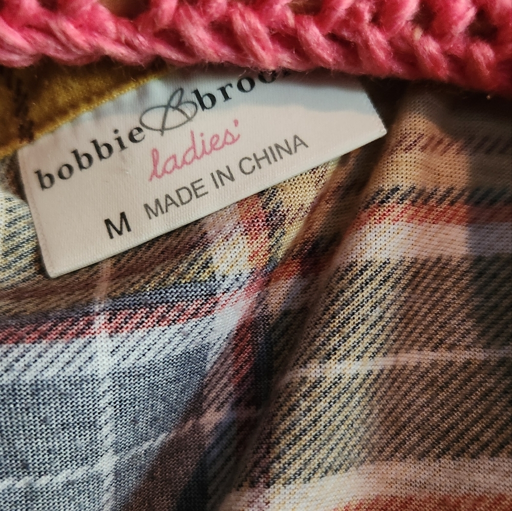 Yellow flannel - Picture 2 of 3